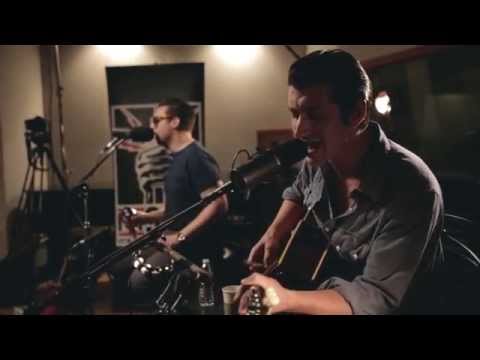 Arctic Monkeys - Do I Wanna Know? (acoustic) - FM 949