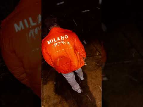 700Crackman Stand on Business