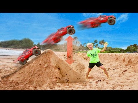 RC CAR BEACH JUMP!!