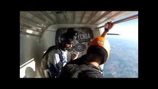 preview picture of video '2014 June 26 Arjun's great Caravan900 exit at Parachute School of Toronto!'