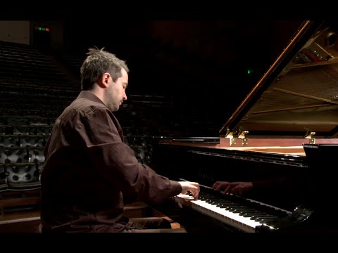 In Performance: Peter Jablonski plays Chopin, Mazurka, Op. 17 No. 4