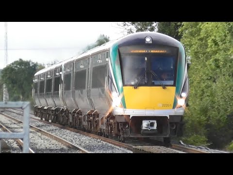 Irish Rail 22000 Class Intercity Train 22201 - Monasterevin Station, Kildare