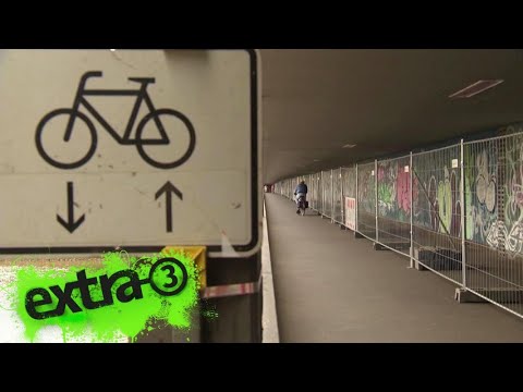 Realer Irrsinn: Sperrmaßnahmen auf der Stephanibrücke | extra 3 | NDR