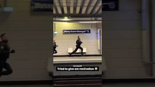 I’ve Never Seen Cops Run This Fast