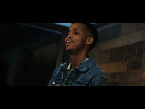 Sharma Boy ft. Rahma Hassan - Adiga Kaligaa (Official Music Video)