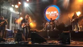 NAMM 2017 - Alice Wallace Band performance in a DOWNPOUR!