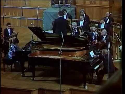 MOZART Concerto for Two Pianos in E flat major K365 EMIL & ELENA GILELS