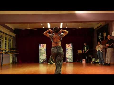 Wonder Waacking Event 2022 - Top 4 Waacking 1vs1 - Trang A vs Chi Bay (w)