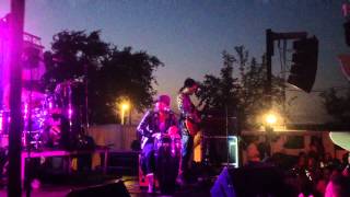 CARACOL MIGUEL CAMPELLO SEVILLA (SALA MOMBASSA)