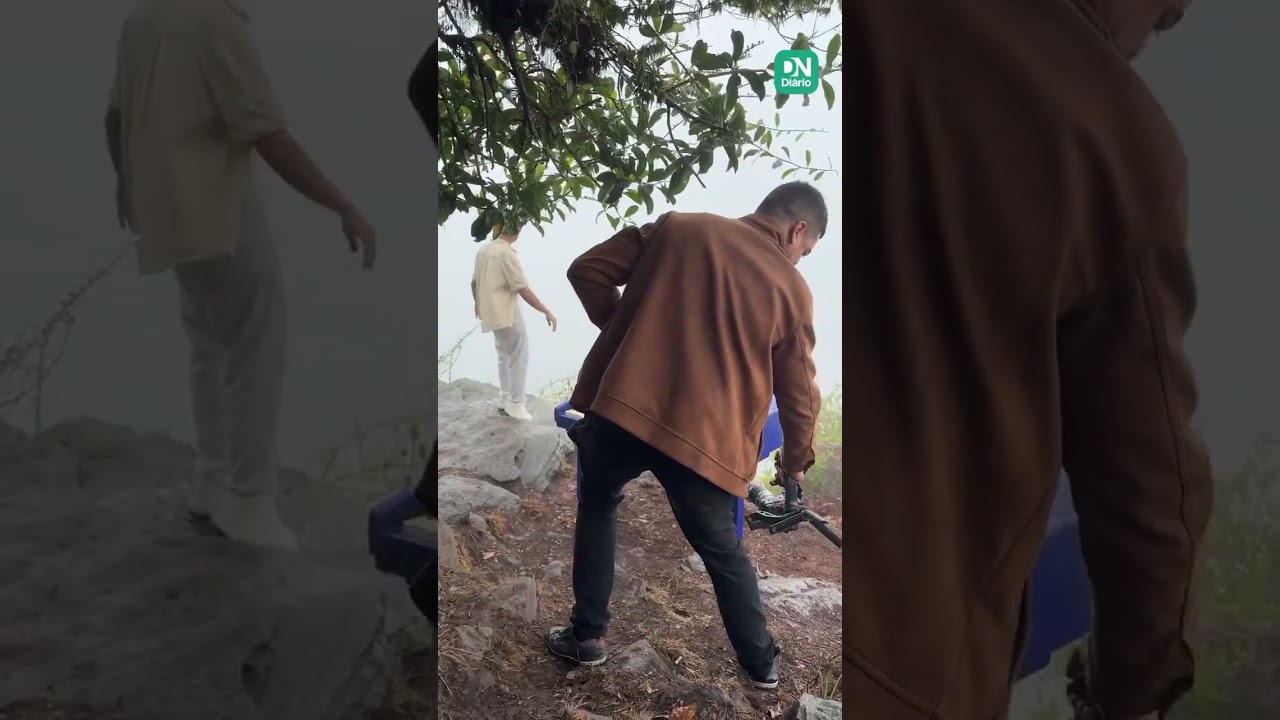 Imagem da notícia Músico cearense leva piano de 120 kg para ponto mais alto de Guaramiranga