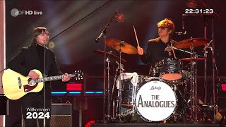 Download lagu The Analogues - All You Need Is Love   ... - Silvester 2023 am Brandenburger Tor (Willkommen 2024) mp3