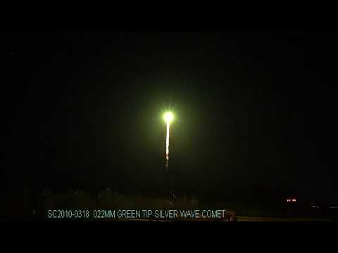 SC2010-0318 - 22mm Green Tip Silver Wave Tail Comet