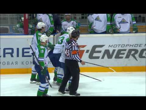 Lazarev leaves with a upper body injury after Burdasov hit