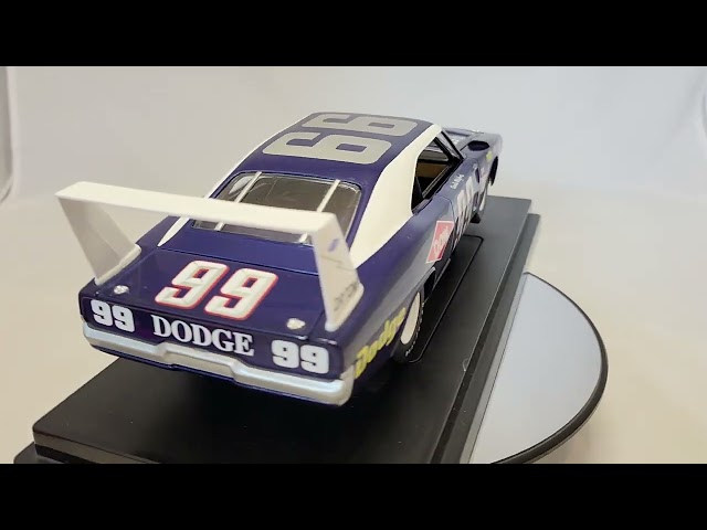 1969 Dodge Charger Daytona Nascar Mopar Hemi 1:18 Diecast Rare in Arts & Collectibles in Kawartha Lakes