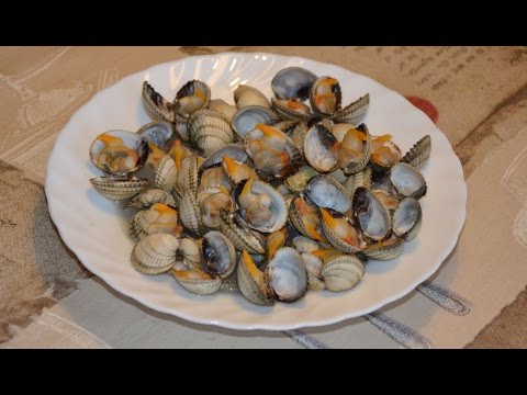 Berberechos al vapor con vino blanco