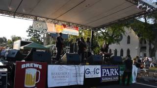 Let Me Love You Baby    (Willie Dixon)