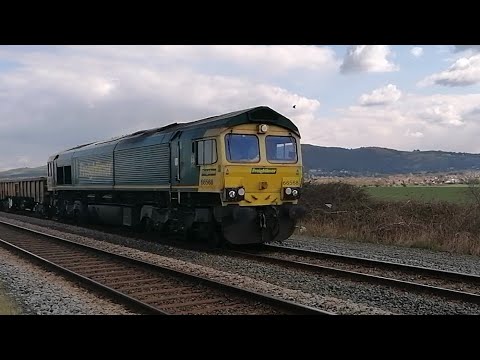 02/04/22 -Class 66 -Freightliner 66568 - Crewe Basford Hall to Llandudno Junction -Engineering Train