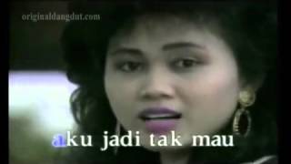 Download lagu Gadis Manja Group   Cinta Karet Original Video Clip & Clear Sound Not Karaoke mp3