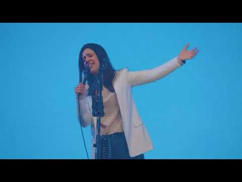 Deus Está Aqui + Manancial + Alfa e Ômega + Digno é o Senhor | BC Louvor