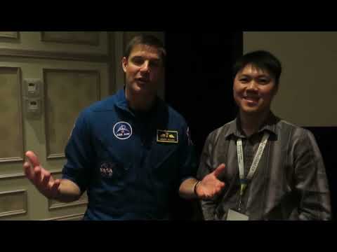 2013.11.16. Astronaut JeremyHansen STAO MVI8227