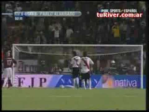 El primer gol de Abreu en River