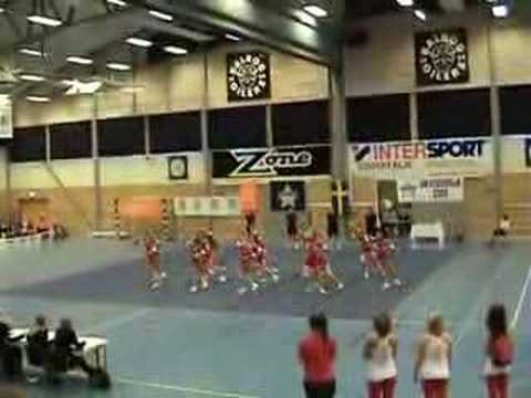 Dynamite Diamonds DM 08