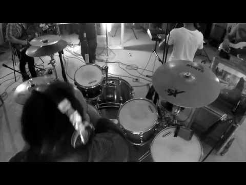 xvW & Los Chinaskys · Bajo Presupuesto