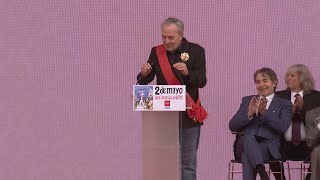 José Coronado's tears upon receiving an award from Madrid