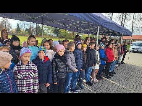 Do szkół w Przebrodzie i Poddubówku uczniowie z Gminy Suwałki dojeżdżają nowym autobusem