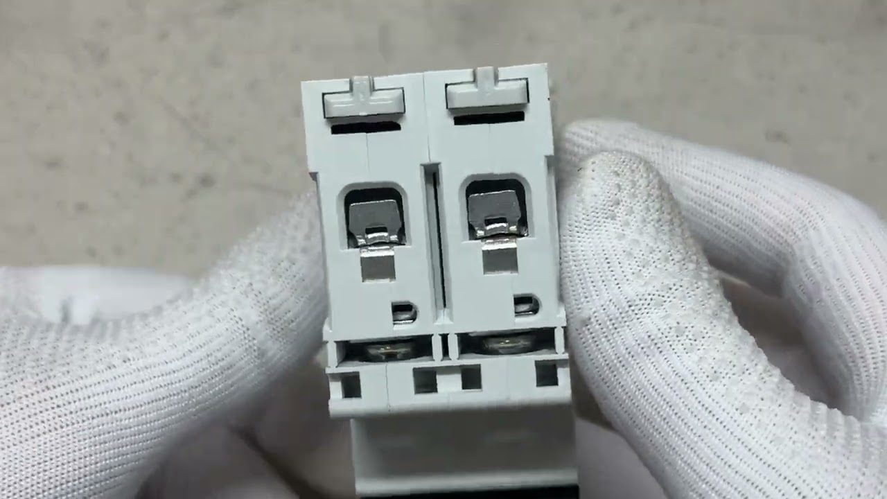 Автоматический выключатель ПРОМФАКТОР ECO FB1-63 2P C 6A 6кА FB1C2006