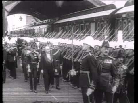 pourquoi la revolution russe d'octobre 1917 a eu lieu en novembre