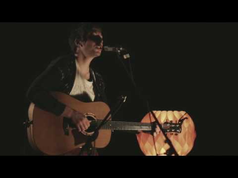 NIKOLAUS WOLF - BARTENDER (Solo Live Session)