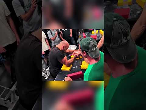 GIANT SLAYER (Vrezh Sedrakyan) vs DEVON LARRATT! #4 👹 #armwrestling #short #shorts #trending #viral