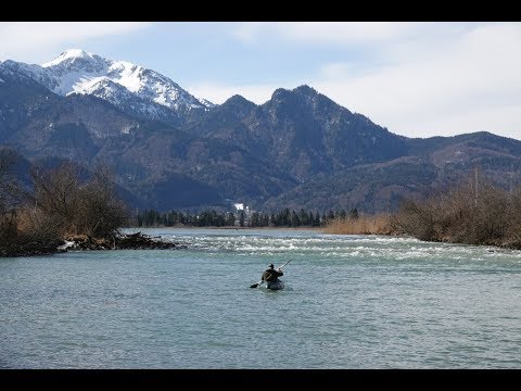Packrafting auf der Loisach im März