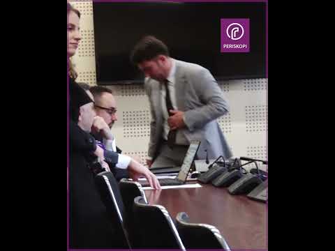 Pse për Dimal Bashën kjo pyetje nuk është serioze, e për Driton Selmanajn është shumë serioze?