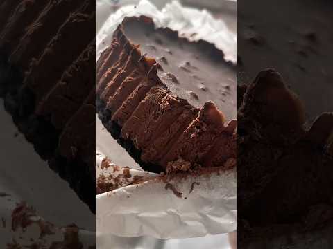 Best Chocolate Cake ASMR | #mukbang #chocolatecake #chocolate#cakeasmr  #chocolateasmr