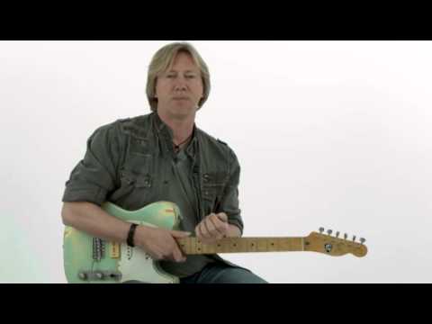 Power Phrasing - #2 Melodic & Rhythmic Displacement - Guitar Lesson - Robbie Calvo