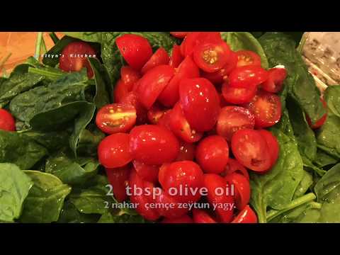 Pomegranates salads. Narly Ysmanakly isdä açar.  Turkmen Tagamlary