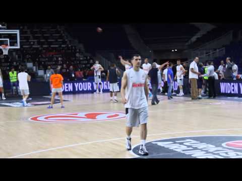 Nikos Zisis after the training of Fener - Euroleague F4 Εurohoops