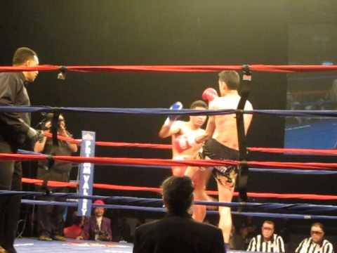 Remy Bonnel vs Singsiri Por Sirichai