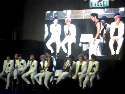 120114 ZE:A Mall Tour - Kevin singing while Dongjun is dancing