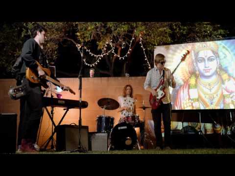 Thumpasaurus - I'm Too Funky (Official Music Video)