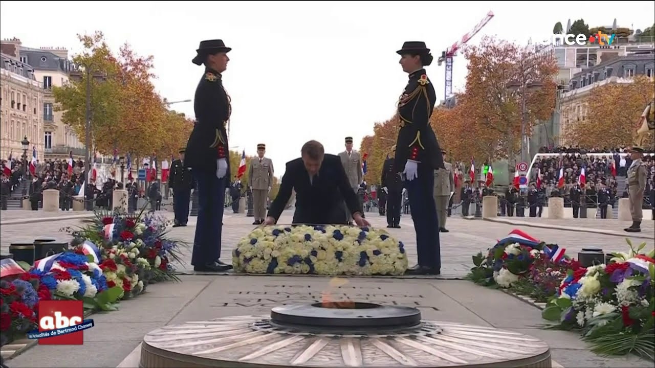 11 novembre : Emmanuel Macron et les gerbes de fleurs… - L’ABC de Bertrand Chameroy - 11/11/2025