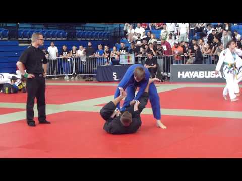 River Dillon vs Eiður Sigurðsson - IBJJF British National 2017 - Brown Adult - Heavy
