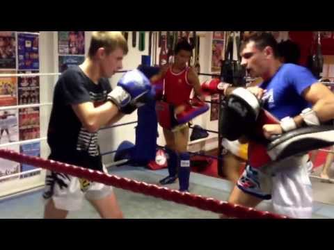 Reece Thomson, kick pads with me after 6 weeks in Thailand oi oiii