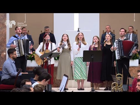 Frații Turanschi - Se-aude o voce divină, cerească