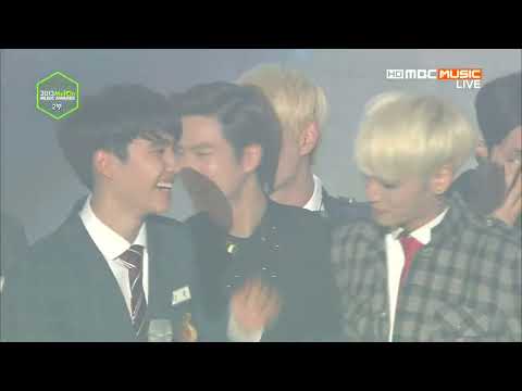 SHINee - Artist Of The Year 2013 Melon Music Awards (ENG SUBS)