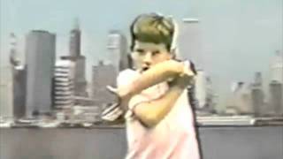 Kadr z teledysku Contemporary Dancing tekst piosenki Nils Bech