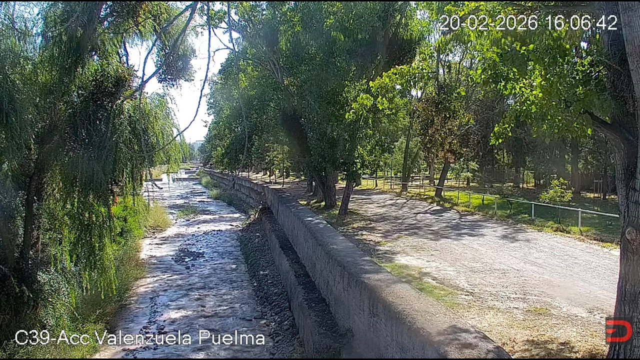 Live webcam view of Canal Quebrada de Ramón