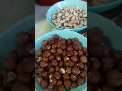 VRETI SA FITI SANATOSI ! MANCATI HRANA VIE NU MAI DISTRUGETI ENZIMELE VIETII ! MANCATI CRUD SI USCAT